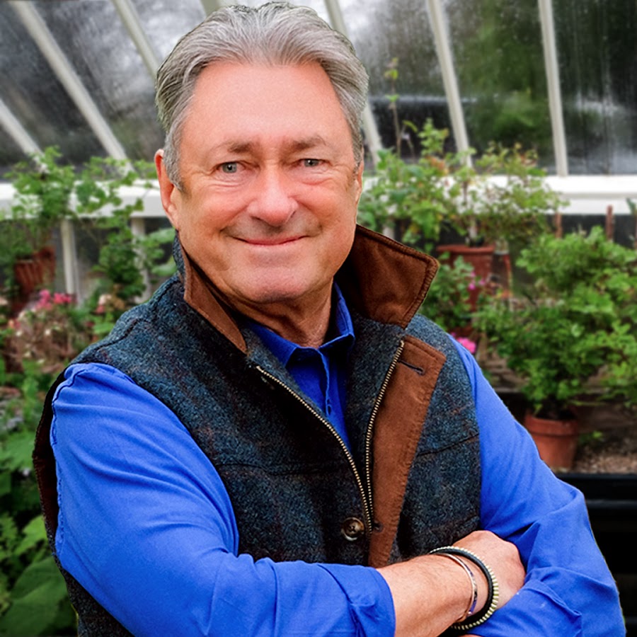 April Gardening with Alan Titchmarsh: Pruning, Soil & Sowing Guide